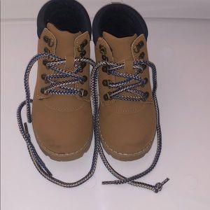 Gymboree Boys Boots ***Firm***
